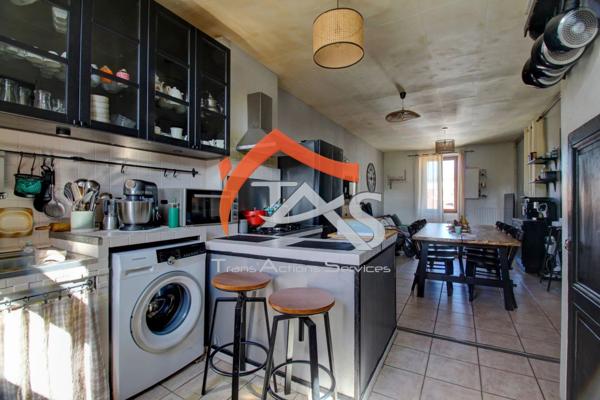 Vente Immeuble 11 pièces 251 m2 à Saint-Chamond