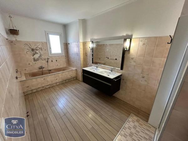 Maison à louer 4 pièces 147.24m² Perpignan (66000)