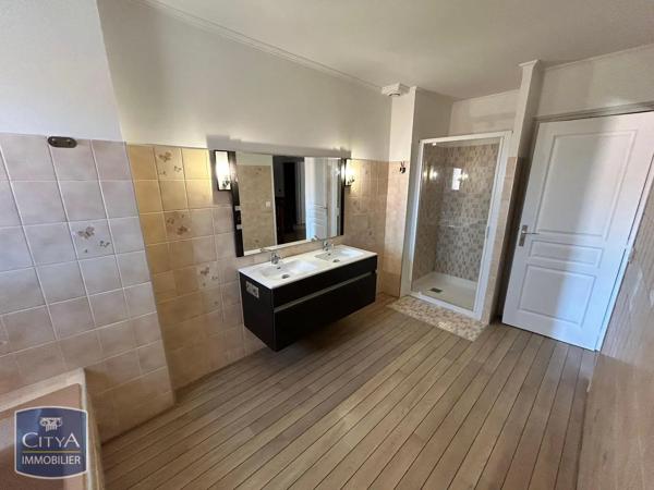 Maison à louer 4 pièces 147.24m² Perpignan (66000)