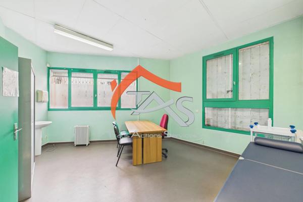 Vente Local commercial 994 m2 à Saint-Étienne