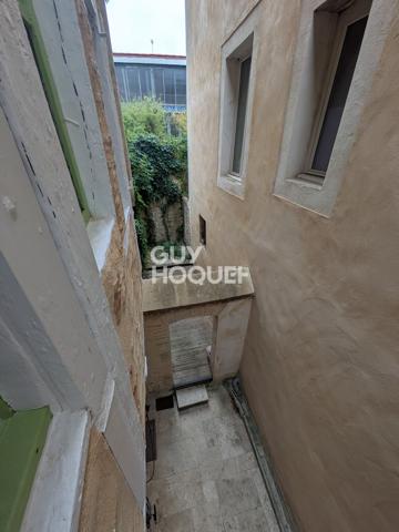 MAISON À VENDRE DE 3 PIÈCES DE 66,00 M²