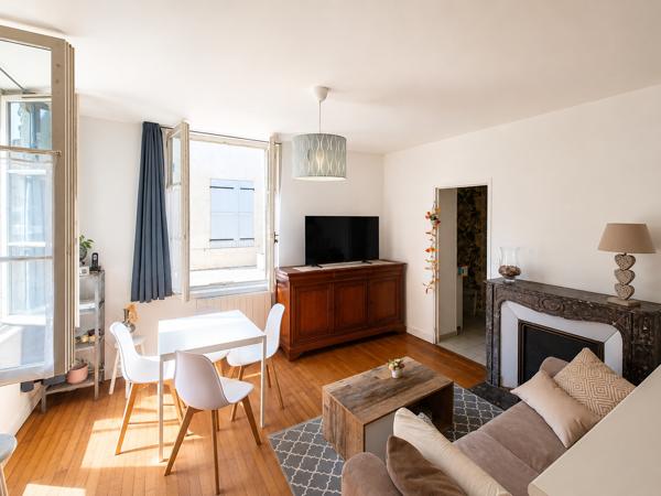 Immeuble à vendre à Azay-le-Rideau (37190) - Indre-et-Loire