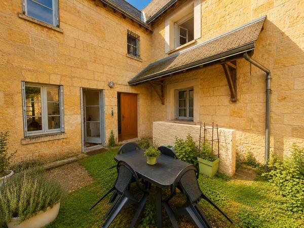 Immeuble à vendre à Azay-le-Rideau (37190) - Indre-et-Loire
