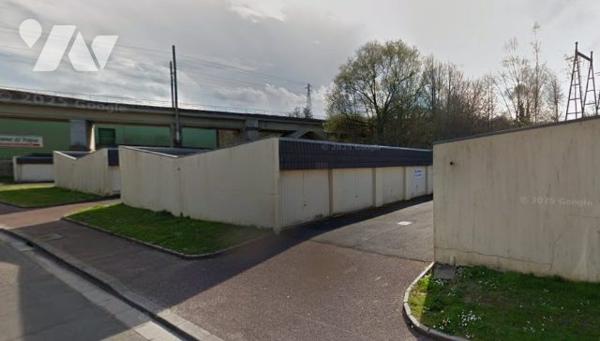 VENTE GARAGES PAR ADJUDICATION VOLONTAIRE / LOT 1