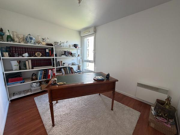 Appartement Cergy 4 pièce(s) 74.59 m2 €249 000 ** - Référence 2310