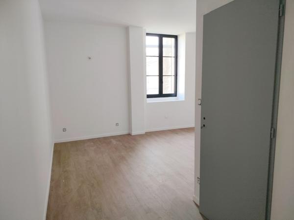 Appartement à vendre 69 500 € Aire-sur-l'Adour 1 pièce 29 m² DPE C