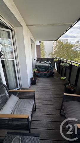 Appartement T4 à vendre  4 pièces - 74,11 m2 ST FONS - 69