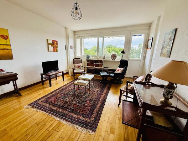 Appartement 4 pièces, balcon avec belle vue dégagée, La Genette La Rochelle