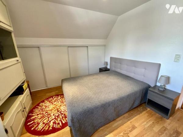 PLOEMEUR - KERCHATON - Maison de 159m² avec piscine dans quartier résidentiel. 