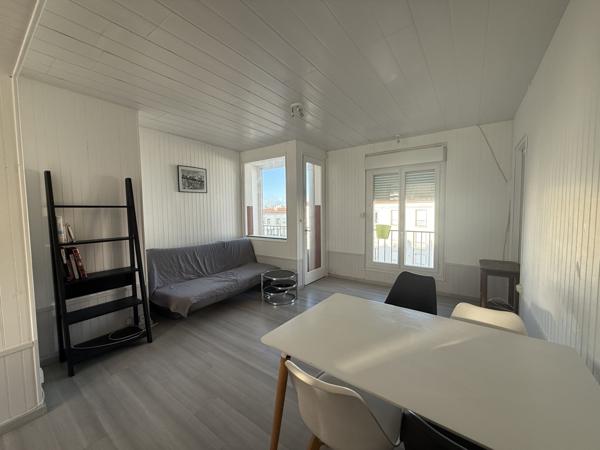 Royan (17200) 

Appartement à Royan. CENTRE VILLE