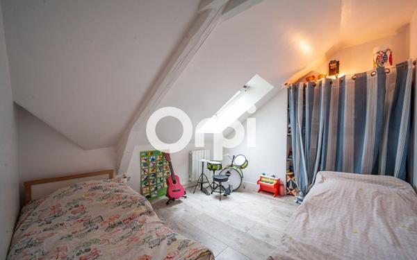 Appartement à vendre    5 pièces • 106 m2 Soissons