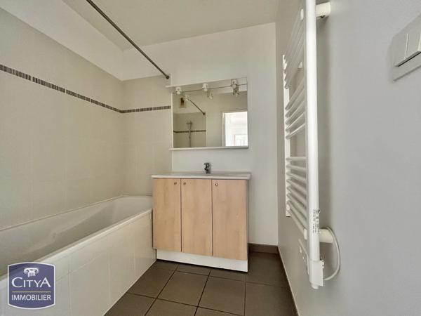 Appartement à vendre 3 pièces 69.24m² Saint-Cyr-sur-Loire (37540)