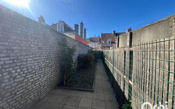 Maison à vendre    3 pièces • 67 m2 Calais