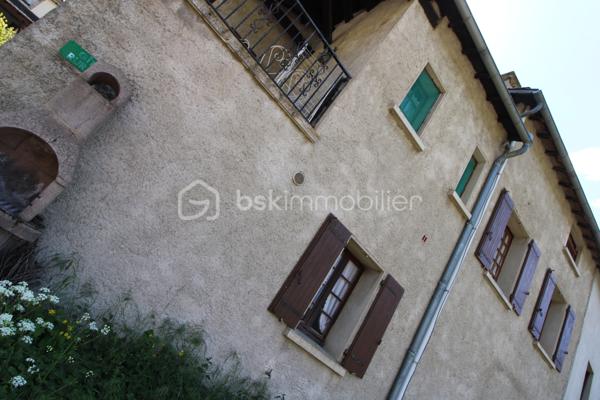 Maison de village de 90 m²