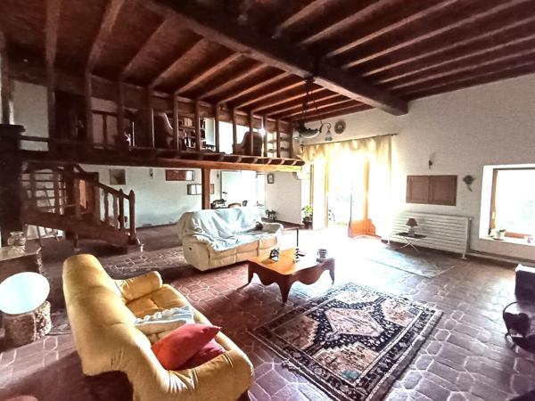 87240 AMBAZAC - Maison en pierres de 323 m², à vendre