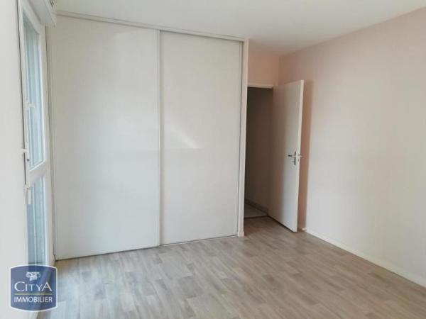 Appartement à louer 4 pièces 97.49m² Le Mans (72000)