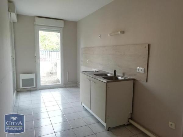 Appartement à louer 4 pièces 97.49m² Le Mans (72000)