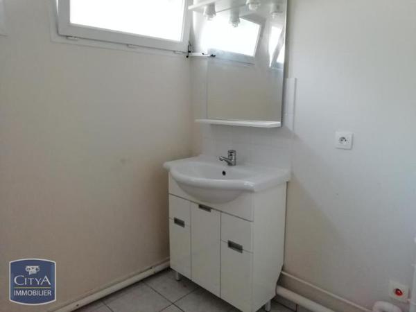Appartement à louer 4 pièces 97.49m² Le Mans (72000)
