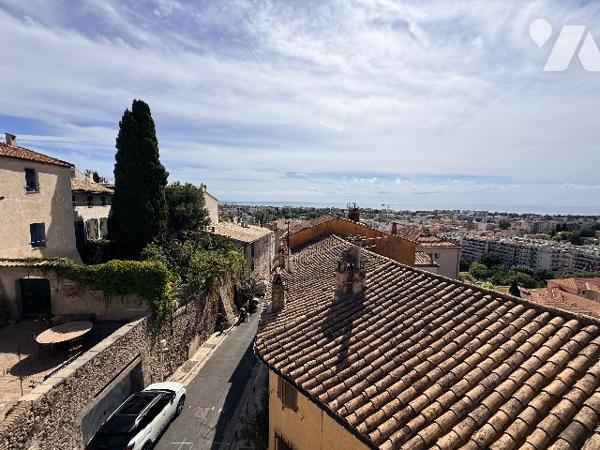 Maison  d’exception vue mer au coeur du Hauts de Cagnes entièrement rénovée.