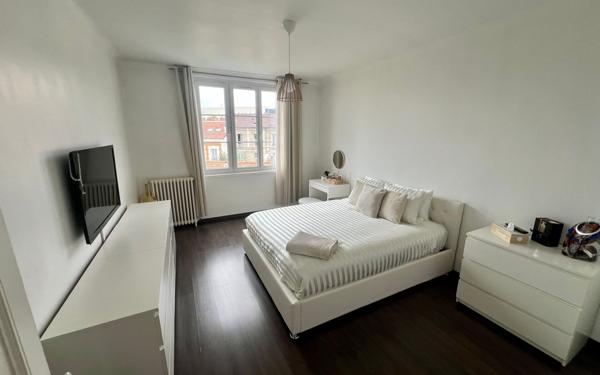 Appartement à vendre    4 pièces • 94,99 m2 Le Bourget