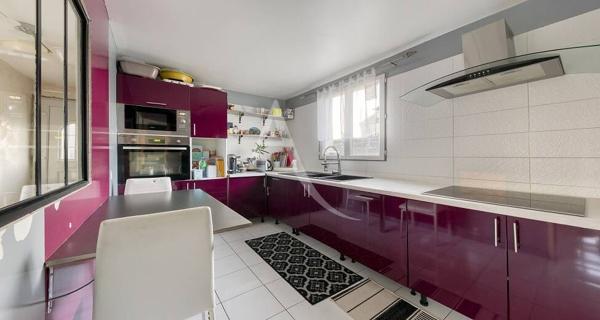 Maison Roissy En Brie 7 pièce(s) 134 m2