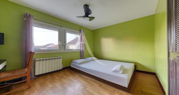 Maison Roissy En Brie 7 pièce(s) 134 m2