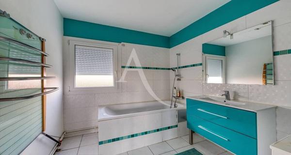 Maison Roissy En Brie 7 pièce(s) 134 m2