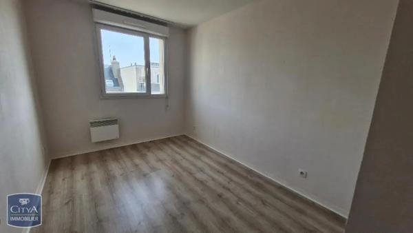Appartement à louer 4 pièces 81m² Le Havre (76600)