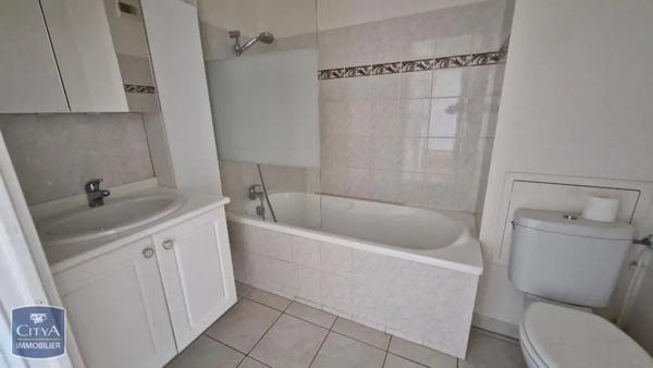Appartement à louer 4 pièces 81m² Le Havre (76600)