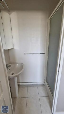 Appartement à louer 4 pièces 81m² Le Havre (76600)