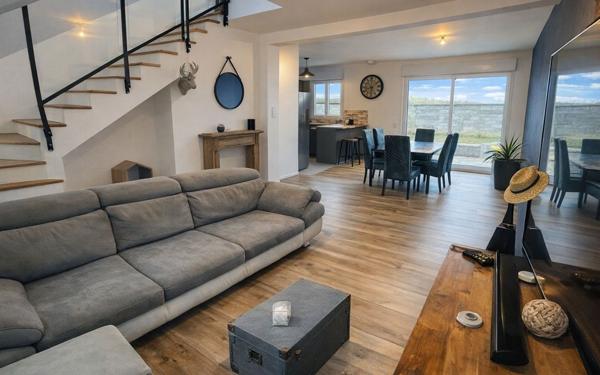 Maison à vendre    5 pièces •  Bertrange