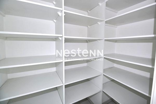 NESTENN#VENISSIEUX#MOULIN A VENT#LIMITE LYON 8°#APPARTEMENT#T3#TERRASSE#GARAGE#TRAMWAY T4 ET T5#GARE#BUS#METRO#COMMERCES#ECOLES#COLLEGES#COMPLEXE SPORTIF