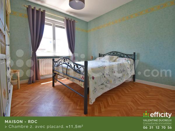 Maison
         6 pièces
        - 120 m² Exclusivité 289 000 € *