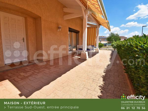 Maison
         6 pièces
        - 120 m² Exclusivité 289 000 € *
