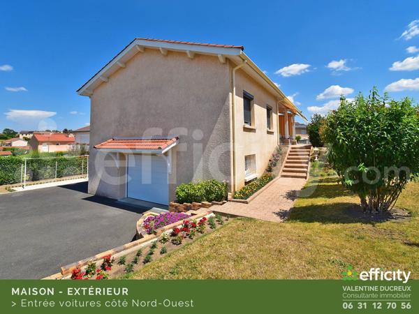 Maison
         6 pièces
        - 120 m² Exclusivité 289 000 € *