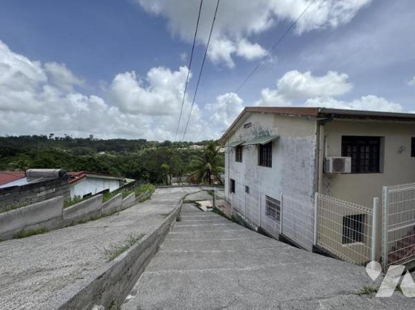 Opportunité exceptionnelle, investissez dans deux immeubles de caractère à Fort-de-France !