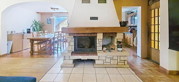 À deux pas de Gérardmer, maison familiale sur grand terrain avec fort potentiel