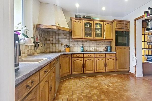 À deux pas de Gérardmer, maison familiale sur grand terrain avec fort potentiel