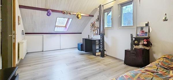 À deux pas de Gérardmer, maison familiale sur grand terrain avec fort potentiel