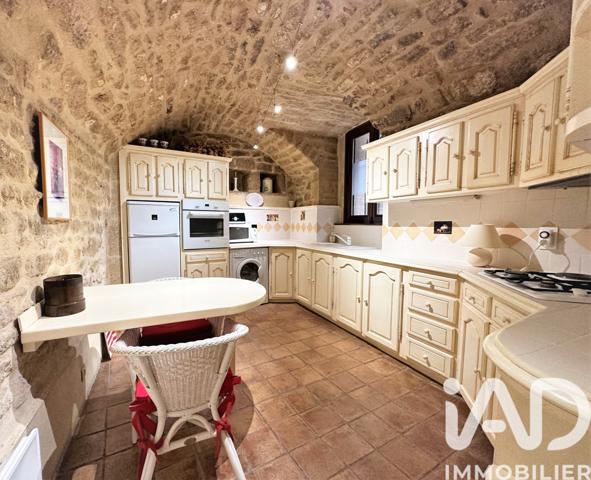 Maison à vendre 5 pièces 184 m² Castillon-du-Gard
