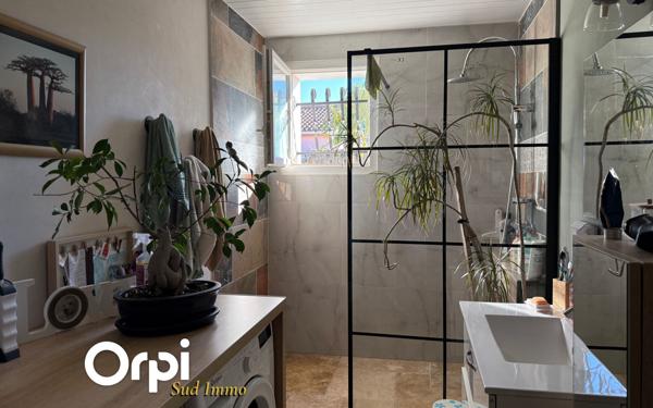 Maison à vendre    5 pièces •  Chomérac