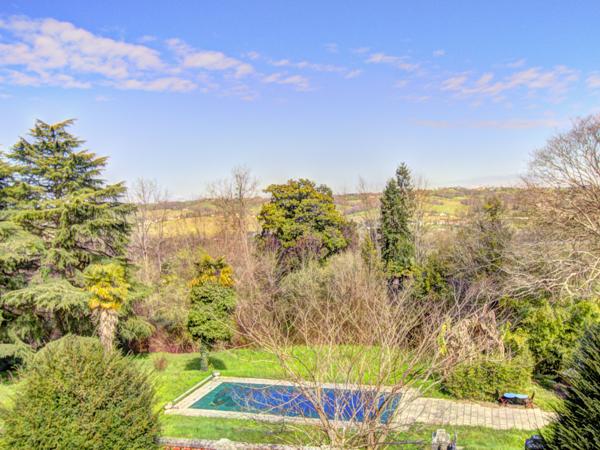 Chateau à vendre à Salies-de-Béarn (64270) - Pyrénées-Atlantiques