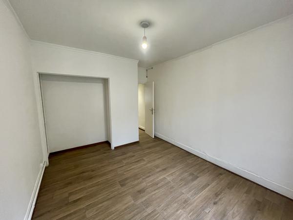 Firminy (42700) Immeuble firminy centre ville