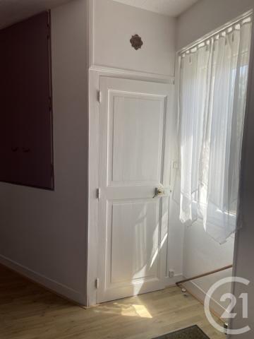 Maison à vendre  3 pièces - 92,93 m 2   CHATELLERAULT  - 86