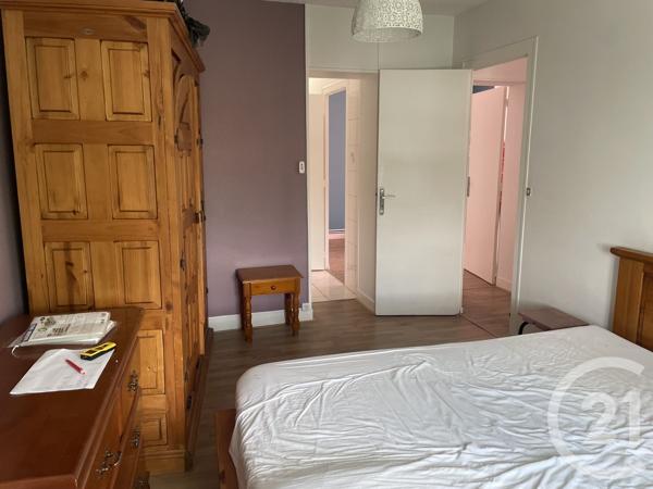 Maison à vendre  3 pièces - 92,93 m 2   CHATELLERAULT  - 86