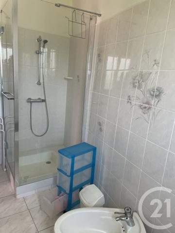 Maison à vendre  3 pièces - 92,93 m 2   CHATELLERAULT  - 86