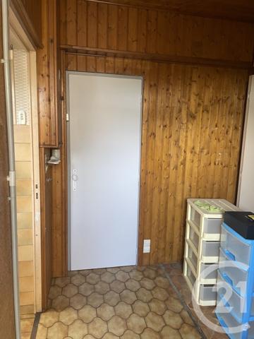 Maison à vendre  3 pièces - 92,93 m 2   CHATELLERAULT  - 86