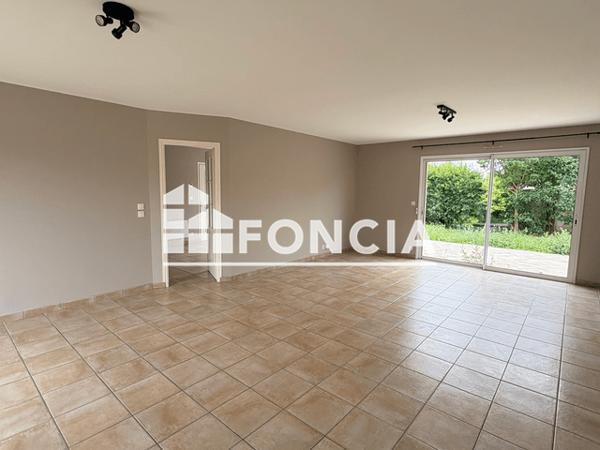 Location Maison 4 pièces 120 m² - Niort 79000