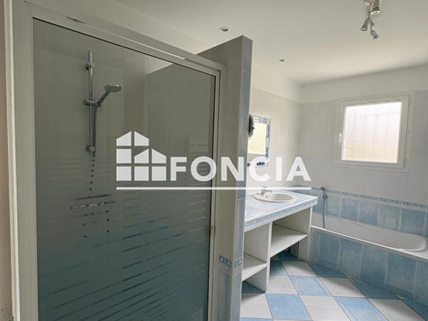 Location Maison 4 pièces 120 m² - Niort 79000