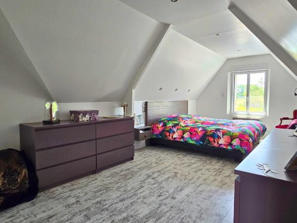 Maison 4 pièces - 277 m²